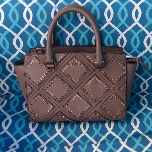 Michael Kors Handbags - 👜NWT Michael Kors satchel 👜